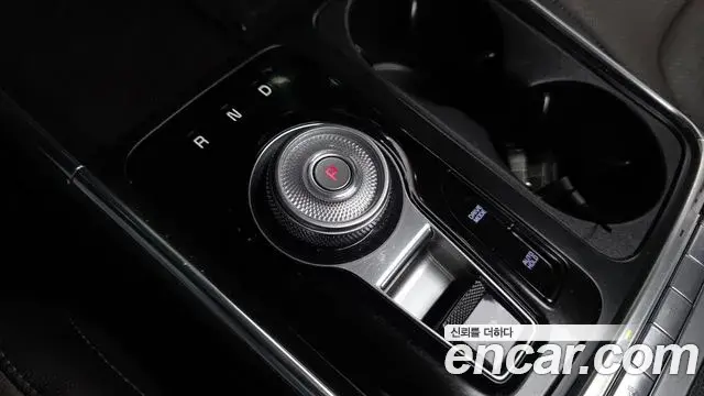 Kia Carnival 2024 — Photo 9/20
