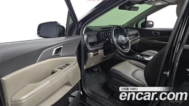 Kia Carnival 2024 — Photo 10/20