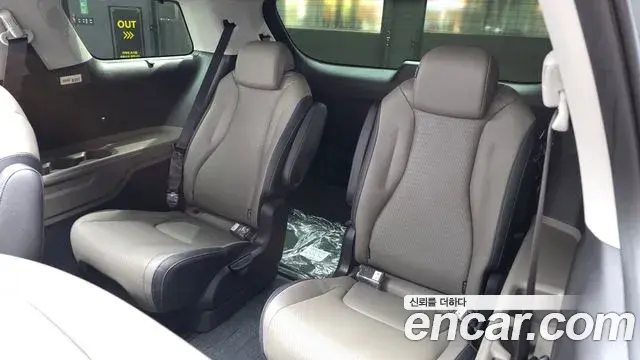 Kia Carnival 2024 — Photo 11/20