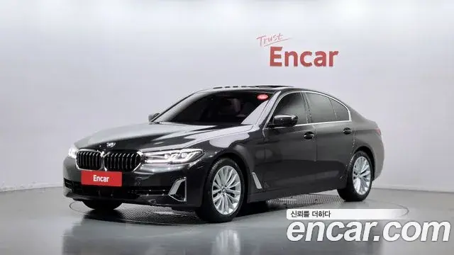 BMW 5 Series 2021 — Photo 1/20