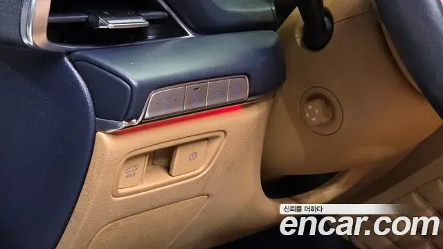 Genesis GV80 2020 — ფოტო 28/37