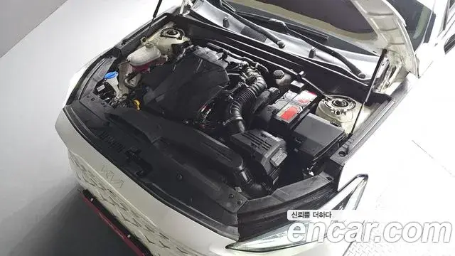 Kia K8 2021 — Photo 6/20