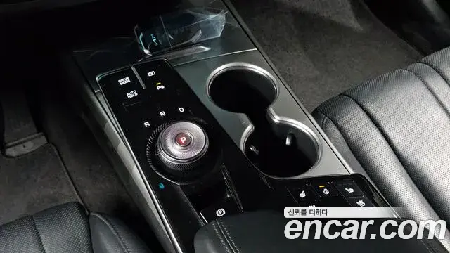 Kia K8 2021 — Photo 9/20