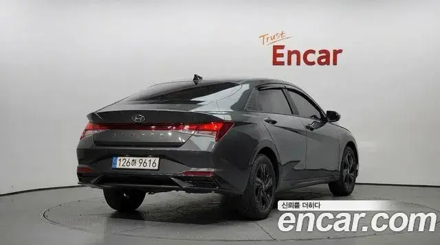 Hyundai Avante 2022 — Фото 2/20