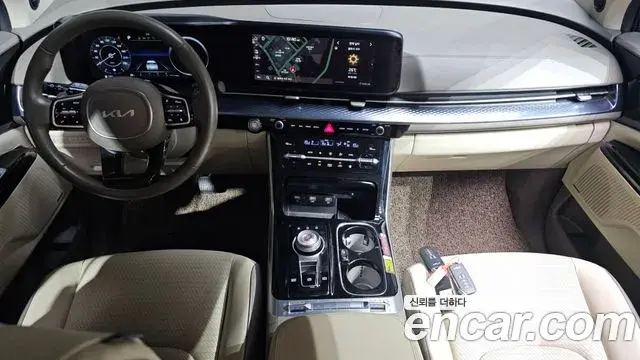 Kia Carnival 2022 — Photo 7/20