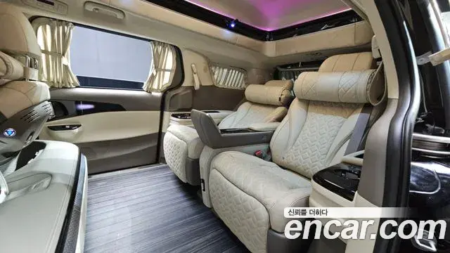 Kia Carnival 2022 — Photo 12/20