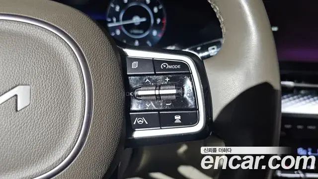 Kia Carnival 2022 — Photo 20/20