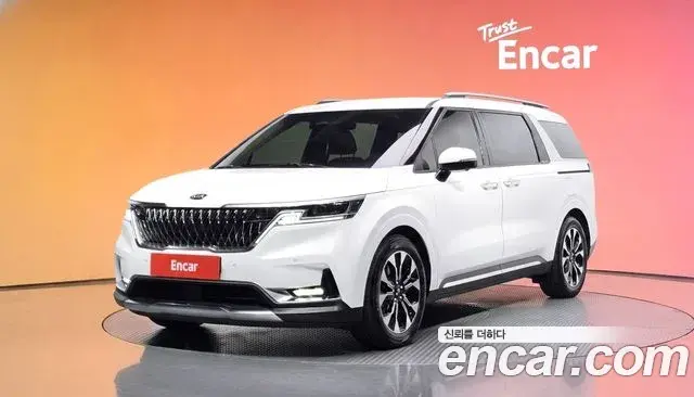 Kia Carnival 2020 — Photo 1/20