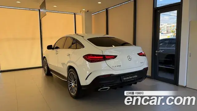 Mercedes-Benz GLE-Class 2026 — Фото 1/17