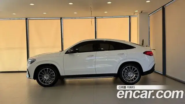 Mercedes-Benz GLE-Class 2026 — Фото 12/17