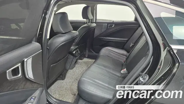 Kia K8 2022 — Photo 18/20