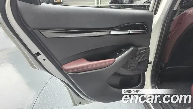 Kia Seltos 2020 — Şəkil 7/32