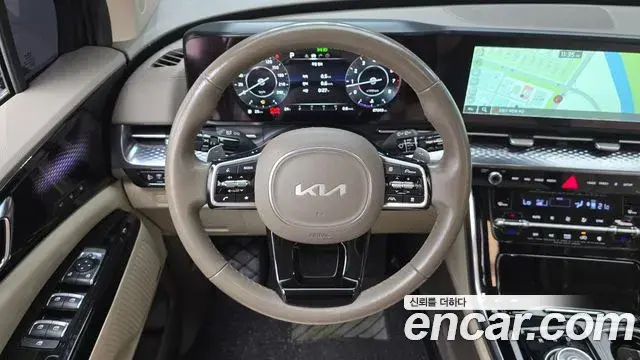 Kia Carnival 2022 — Photo 13/20