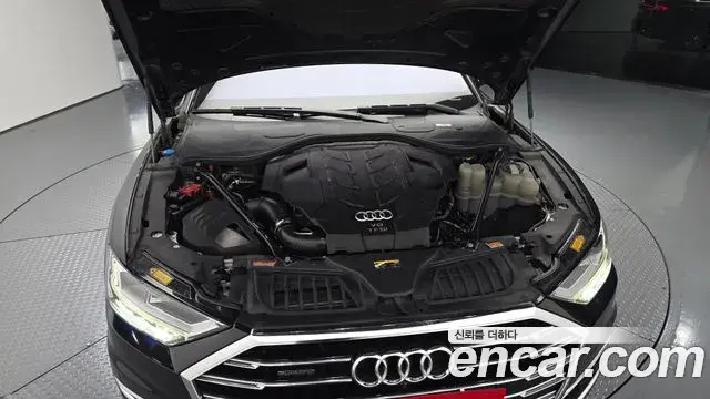 Audi A8 2021 — Şəkil 6/20