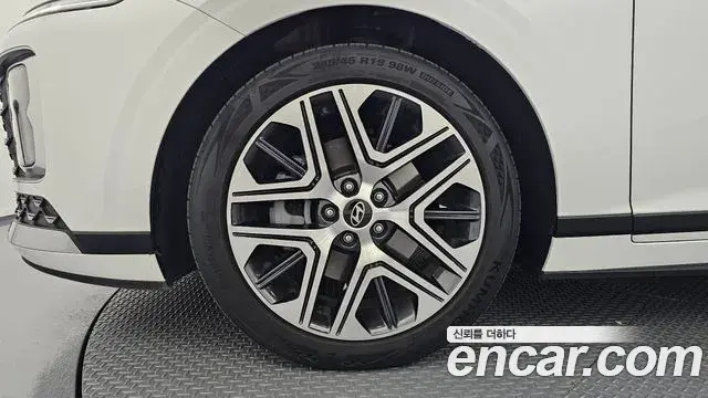 Hyundai Grandeur 2024 — Photo 5/20
