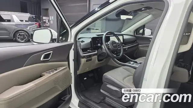 Kia Carnival 2024 — Şəkil 10/20