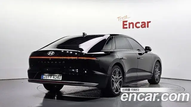Hyundai Grandeur 2022 — Şəkil 2/20