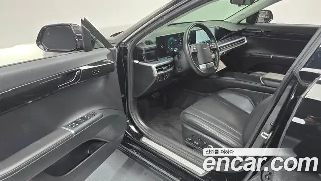 Hyundai Grandeur 2023 — Photo 9/20
