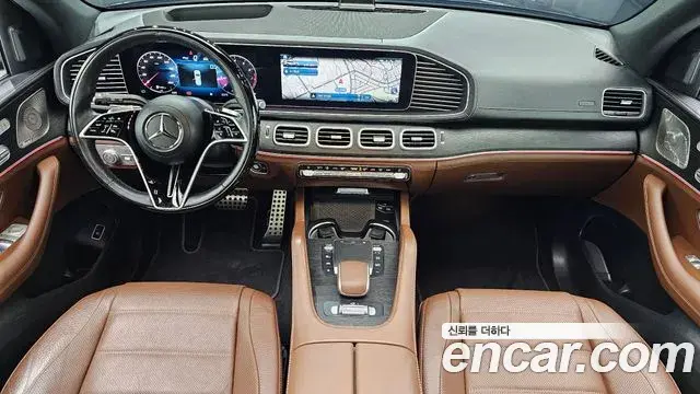 Mercedes-Benz GLS-Class 2023 — Фото 6/20