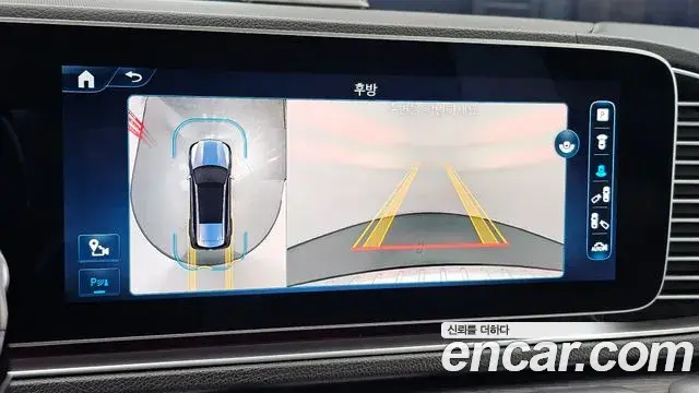 Mercedes-Benz GLS-Class 2023 — Фото 14/20