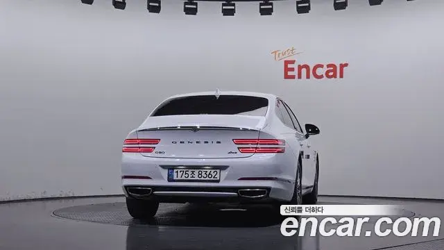 Genesis Electrified G80 2022 — Photo 4/20