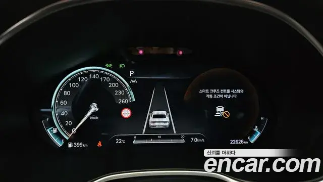 Genesis Electrified G80 2022 — Photo 8/20