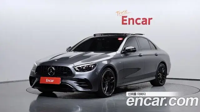 Mercedes-Benz E-Class, 2022
