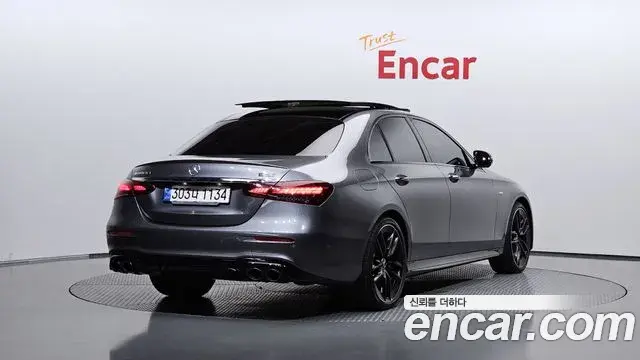 Mercedes-Benz E-Class 2022 — Фото 2/20