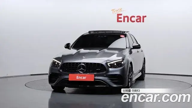 Mercedes-Benz E-Class 2022 — Фото 3/20