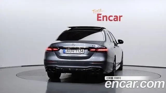 Mercedes-Benz E-Class 2022 — Фото 4/20