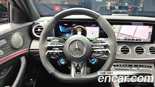 Mercedes-Benz E-Class 2022 — Фото 13/20