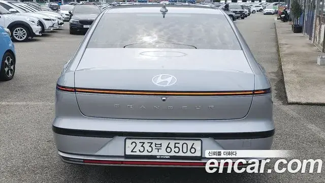 Hyundai Grandeur 2025 — Photo 3/20