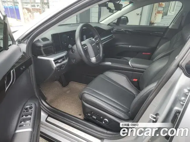 Hyundai Grandeur 2025 — Photo 9/20