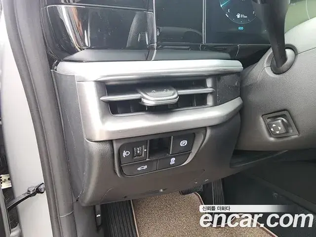 Hyundai Grandeur 2025 — Photo 12/20