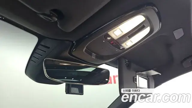 Volvo XC60 2022 — ფოტო 20/20