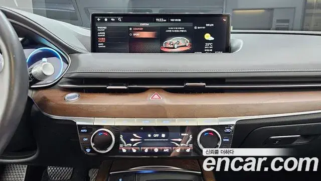 Genesis Electrified G80 2020 — Photo 14/20