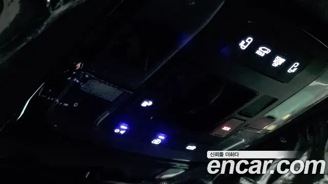 Hyundai Staria 2026 — Photo 15/20