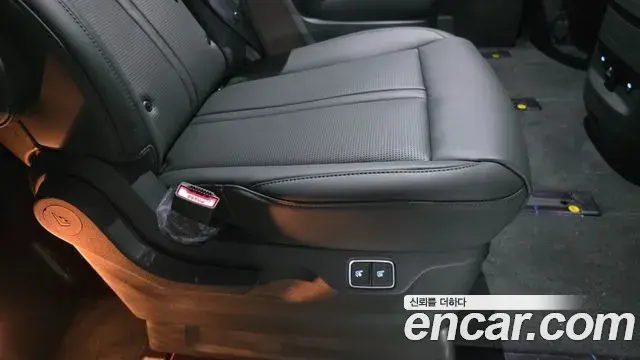 Hyundai Staria 2026 — Photo 16/20