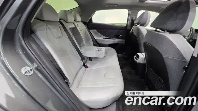 Hyundai Avante 2022 — Şəkil 20/20