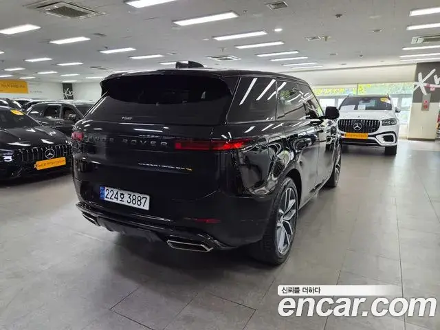 Land Rover Range Rover Sport 2024 — Фото 1/20