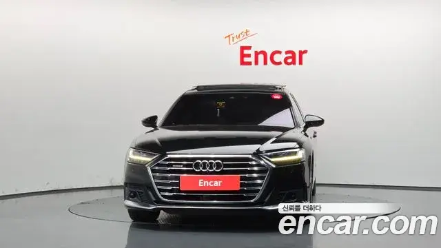 Audi A8 2019 — Photo 2/20