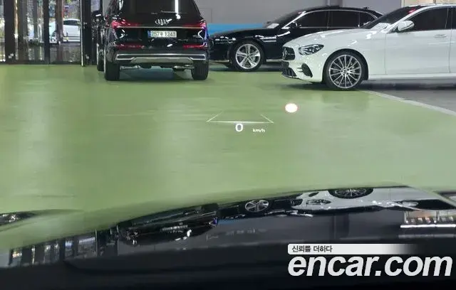Genesis Electrified G80 2023 — Şəkil 8/20