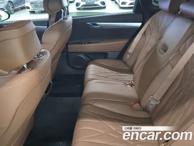Genesis Electrified G80 2023 — Şəkil 12/20