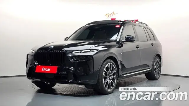 BMW X7 2025 — Фото 20/20