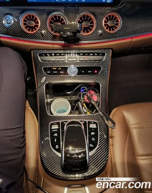 Mercedes-Benz E-Class 2018 — Photo 9/18