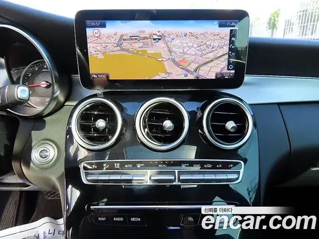 Mercedes-Benz C-Class 2020 — Фото 13/20