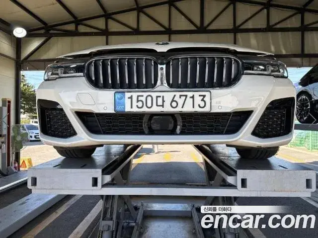 BMW 5 Series 2023 — Photo 3/3