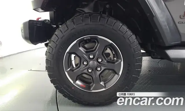 Jeep Gladiator 2023 — Photo 5/20