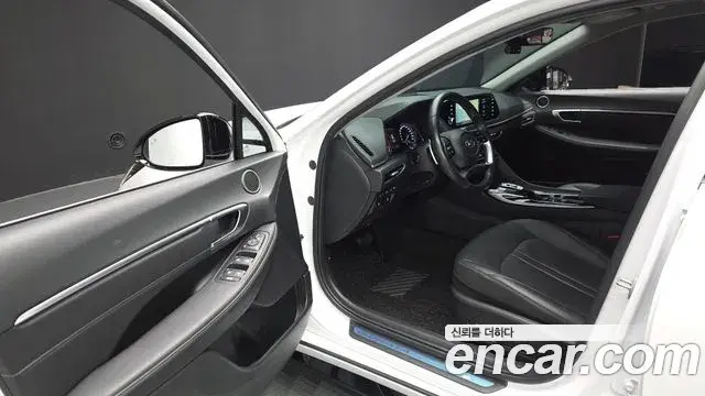 Hyundai Sonata 2023 — Şəkil 10/20