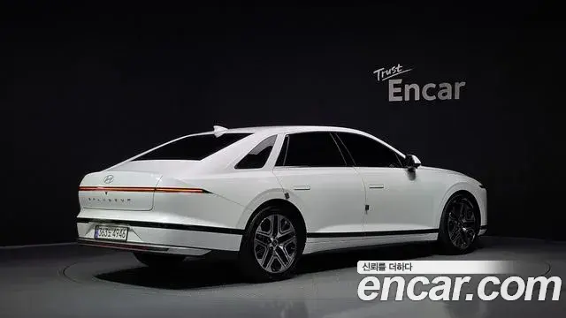 Hyundai Grandeur 2022 — Photo 2/20
